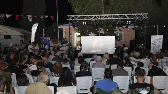 Mersin'de gökyüzü tutkunları Perseid meteor yağmurunu keşfetti