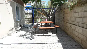 Isparta'da engelli kardeşler için bahçeye özel oyun alanı oluşturuldu