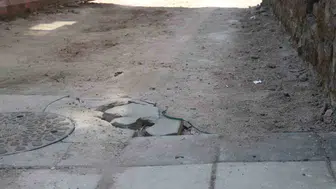 Adapazarı'nda yol çalışmalarının durması vatandaşları mağdur etti