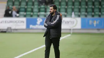 Fenerbahçe’nin yeni stoperi Oppong’a teknik direktöründen övgü dolu sözler