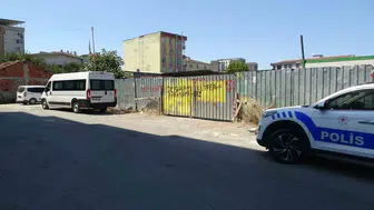 Sultanbeyli'de çelik çatı işçilerin üzerine düştü: 1 yaralı ağır