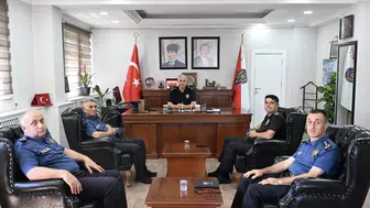 Düzce emniyetinde 6 müdür yardımcısı 1. sınıf rütbesine terfi etti