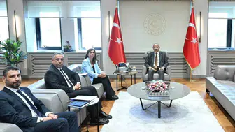 Diyarbakır'da ulaşımda yeni bir dönem: Başkan Bucak, bakanla tramvay hattını masaya yatırdı