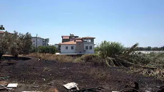 Manavgat'ta tarım arazisinde çıkan yangın kontrol altına alındı