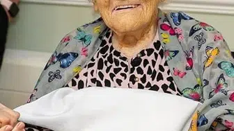 Dünyanın en yaşlı yaşayan insanı 117 yaşını doldurdu