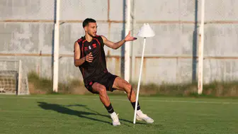 Sivasspor hazırlıklarını sürdürüyor: Manisa FK maçı öncesi pas çalışmaları yapıldı