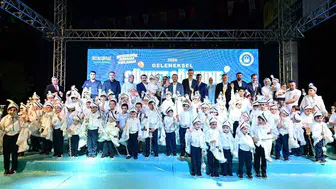 Yıldırım Belediyesi'nde coşkulu sünnet şöleni: 700 çocuk unutulmaz bir gün geçirdi