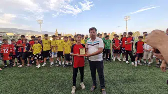 Kahramanmaraş'ta tarihi başarı: 1920 Kurtuluşspor, TSYD Cup'ta zafer kazandı