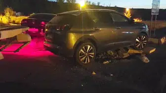 Isparta'da kavşakta iki otomobil çarpıştı, 10 kişi yaralandı