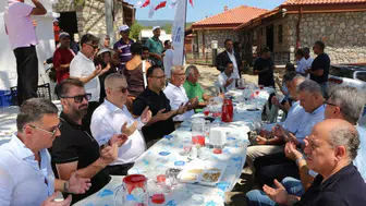 Güre Sarıkız Hayrı'nda binlerce kişi bir araya geldi
