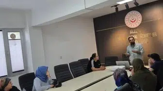Bilecik'te aile iletişimi ve bağımlılıkla mücadele üzerine eğitim verildi