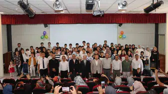 Oltu'da yaz kur’an kursu bilgi yarışmasında 100 öğrenci ödüllendirildi