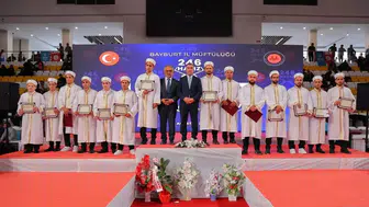 Bayburt'ta genç hafızların coşkulu günü: 246 öğrenci icazet aldı
