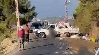 Alanya'da lastiği patlayan kamyonet kazası: Sürücü hastanede yaşamını yitirdi