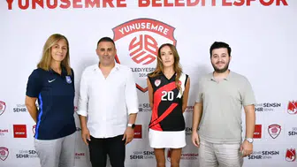 Yunusemre Belediyespor, milli smaçör selinay akçin ile kadrosunu güçlendirdi