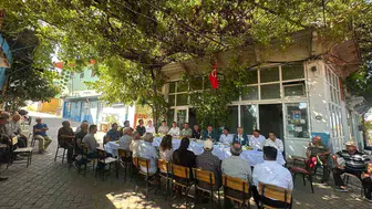 Salihli Kaymakamı, mahalle ziyaretlerinde vatandaşlarla buluştu