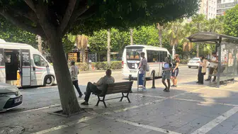 Adana'da yaz sıcağında toplu taşımada klima sorunu etkisini sürdürüyor