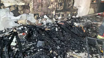 Balıkesir'de balkon yangını paniğe neden oldu