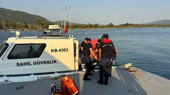 Sedir adasında kayalıklardan düşen vatandaşa acil tıbbi müdahale