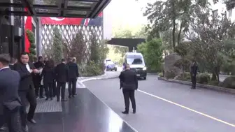 Cumhurbaşkanı Erdoğan, Bişkek'te dombra ile karşılandı