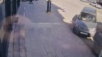 Alkollü sürücünün kazası, park halindeki araçlara zarar verdi