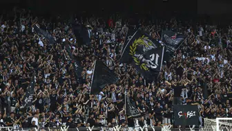 Beşiktaş taraftarları Vincenzo Italiano'ya destek verdi