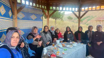 Rahşan Külünk kadınlarla buluşmak için Otlukbeli'ni tercih etti