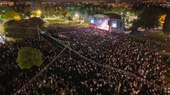İzmir'de çim konserleri ile müzik şöleni başlıyor