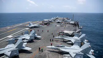 USS George Washington uçak gemisi Orta Doğu’ya intikal etti