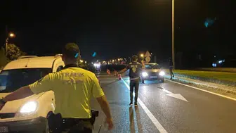 Düzce'de trafik denetimleri sonrasında 951 sürücüye ceza kesildi