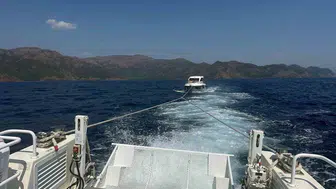Marmaris'te sürüklenen motor yatındaki 7 kişi sahil güvenlik tarafından kurtarıldı
