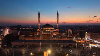 İstanbul'da mevlid kandili coşkuyla kutlandı