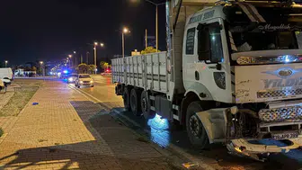 Kayseri'de kamyonla çarpışan otomobil takla attı ama yaralanan olmadı