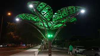 Denizli'de yenilenebilir enerji ile buluşan yeni yaşam alanı: Solar Ağaç