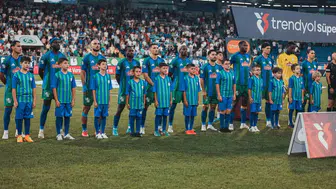 Çaykur Rizespor evinde Samsunspor'a yeniliyor: İlk yarı sonucu 0-1