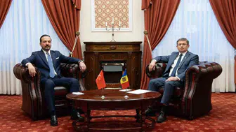 Kürşad Zorlu Moldova'da diplomatik temaslarda bulundu