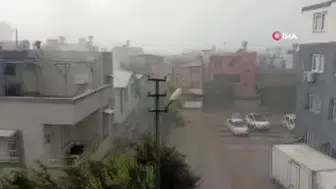 Adana'da aniden bastıran yağmur ve rüzgar, günlük yaşamı olumsuz etkiledi