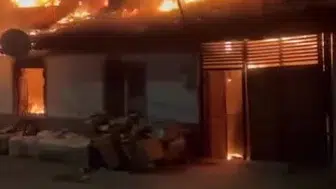 Bursa'da evde yangın paniği: Alevler hızla yayıldı