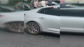 Küçükçekmece'de hafif ticari araç kaza yaptı, ekipler sevk edildi