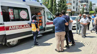Adıyaman'da minibüs ve motosiklet çarpıştı: iki kişi yaralandı