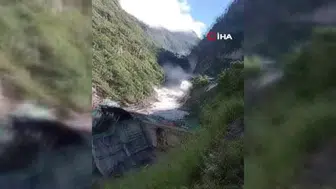 Nepal'deki ani sel felaketi 8 can aldı