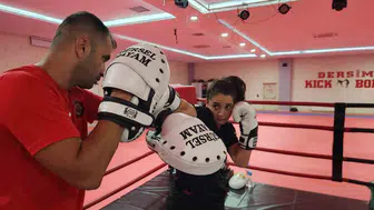 Milli antrenör Gürsel Tayam'ın üniversite izniyle ilgili yaşadığı sorunlar gündemde