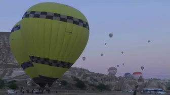Kapadokya'da sıcak hava balonları 3 gündür yerde kaldı