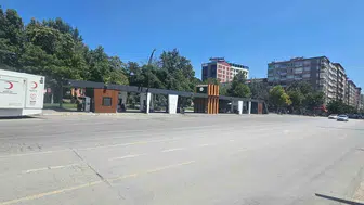 Sıcak hava Elazığ'da sokakları ıssız bıraktı