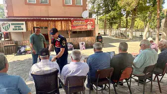 Bayburt'ta yerel halk için aile içi şiddet ve uyuşturucu eğitimi verildi