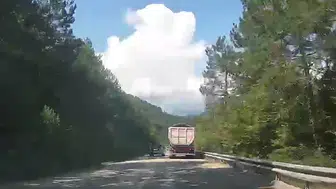 Karabük yollarında hatalı sollama kazaları gündeme taşıdı