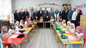 Düzce Valisi Makas, yaz kursu öğrencileriyle bir araya geldi