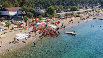 Saros Körfezi'nde zafer bayramı coşkusu: 200 sporcu açık su yarışında buluştu