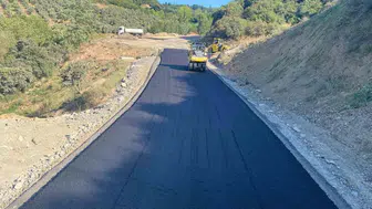 Karamürsel Dereköy’de altyapı sonrası yollar yeniden inşa edildi