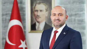 Zafer Bayramı'nda birlik vurgusu: Albayrak'ın mesajı anlam dolu
